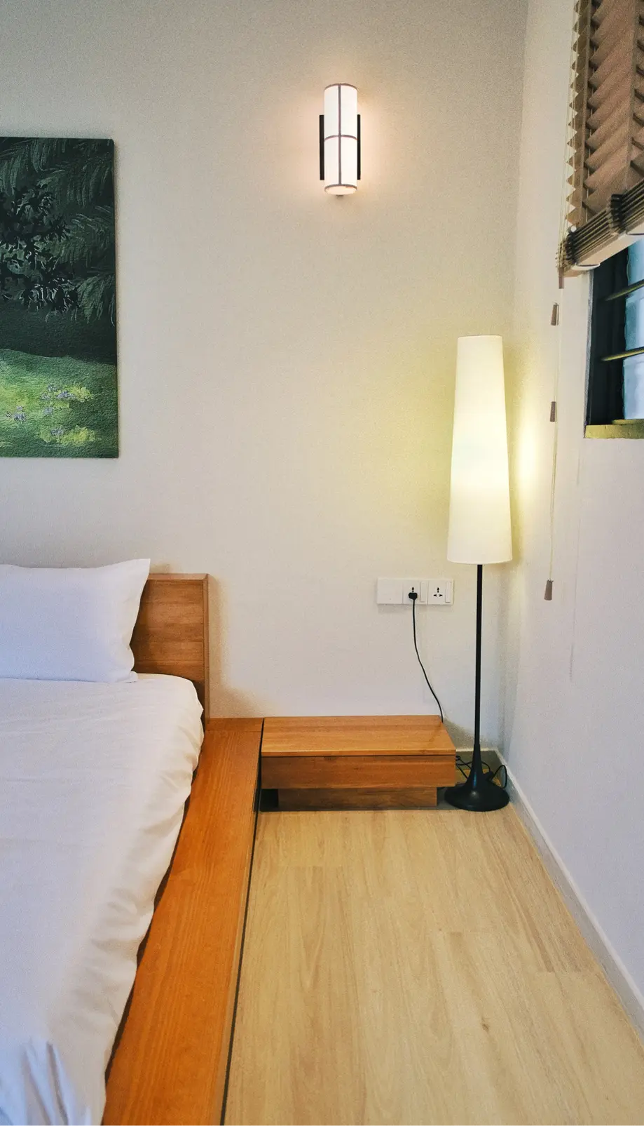 Room 1 — Away 8