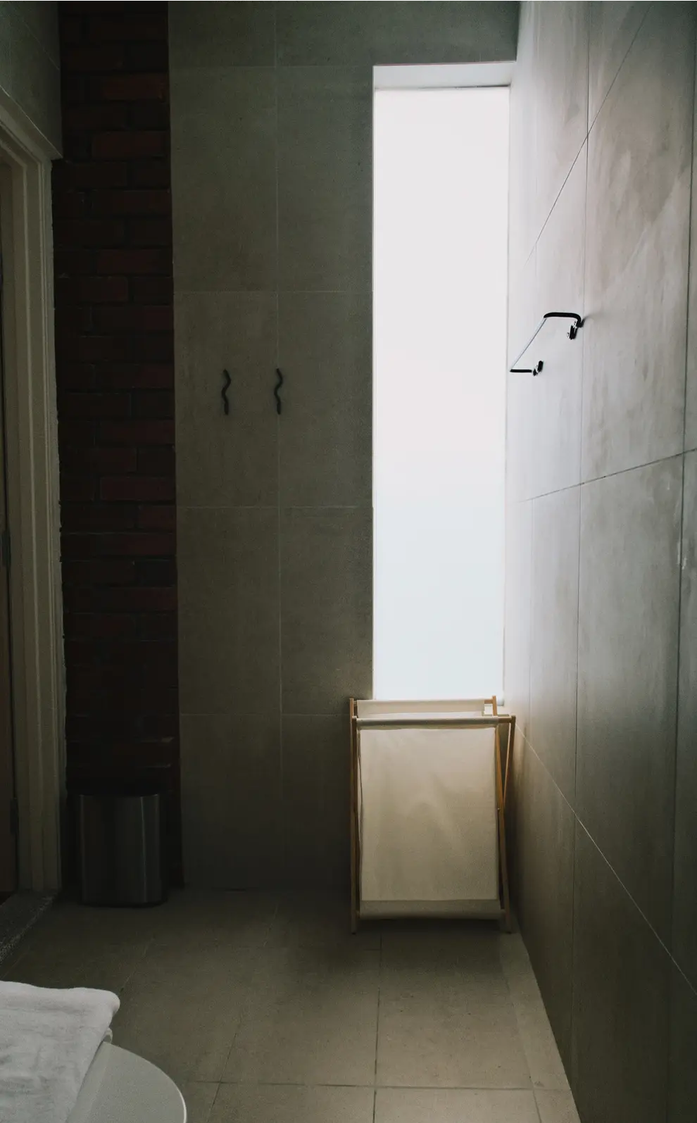 Room 1 — Away 10